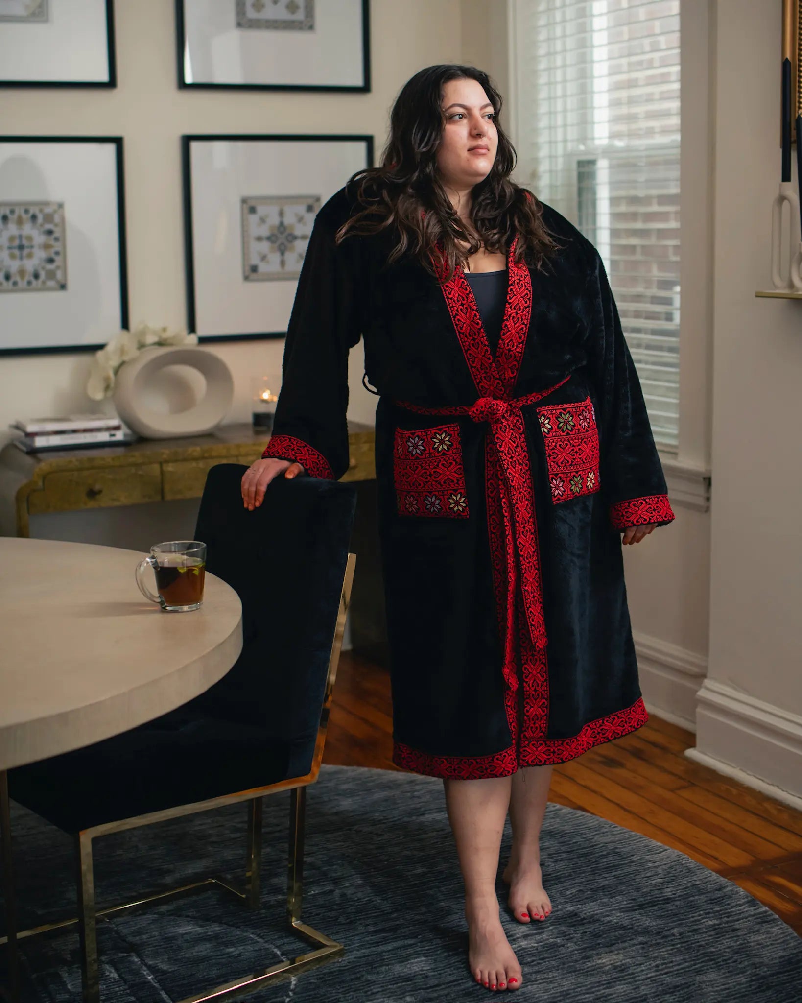 Woman in black Throbe Full Length